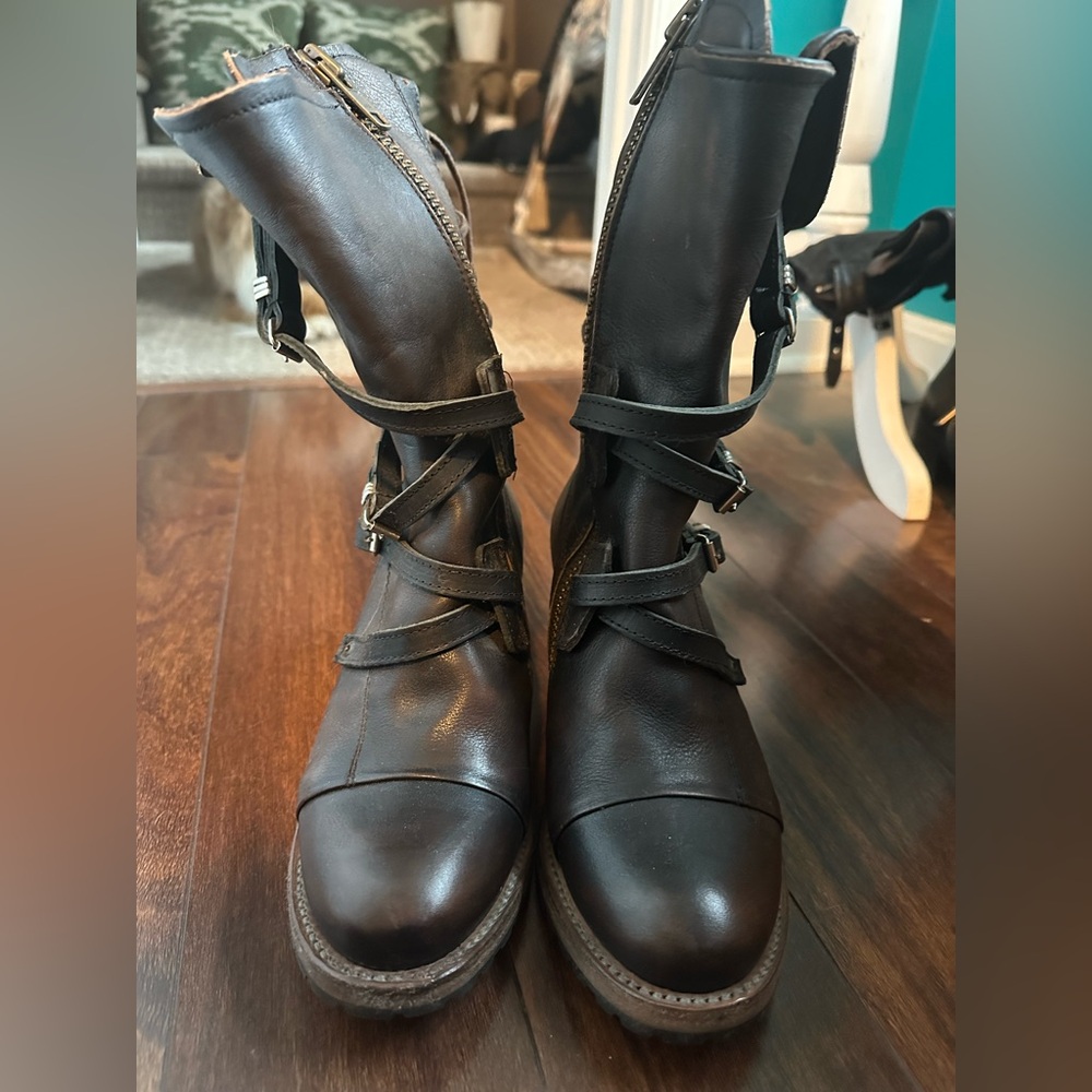 Freebird boots 👢 Cora Sz 8